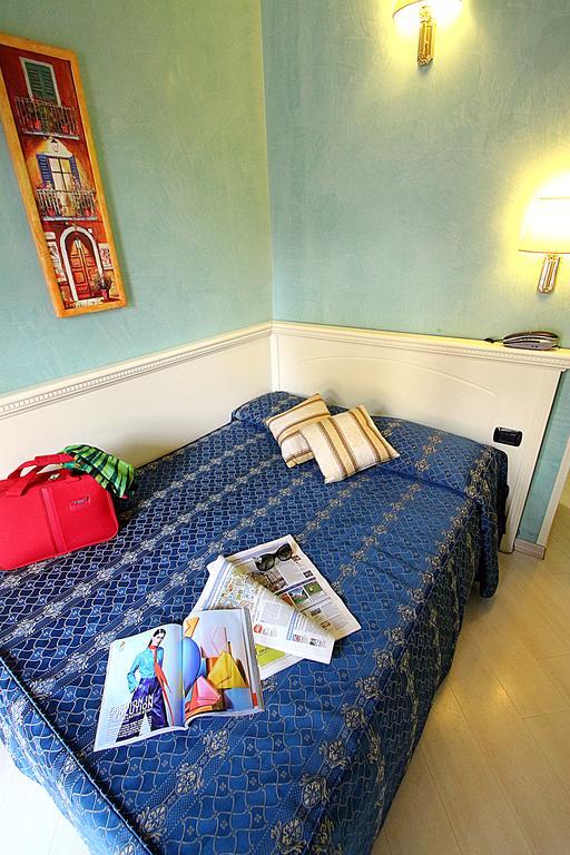 Hotel Bright ローマ エクステリア 写真